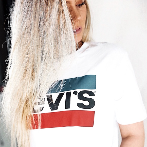 Levi’s Vintage T-shirt - Picture 1 of 2